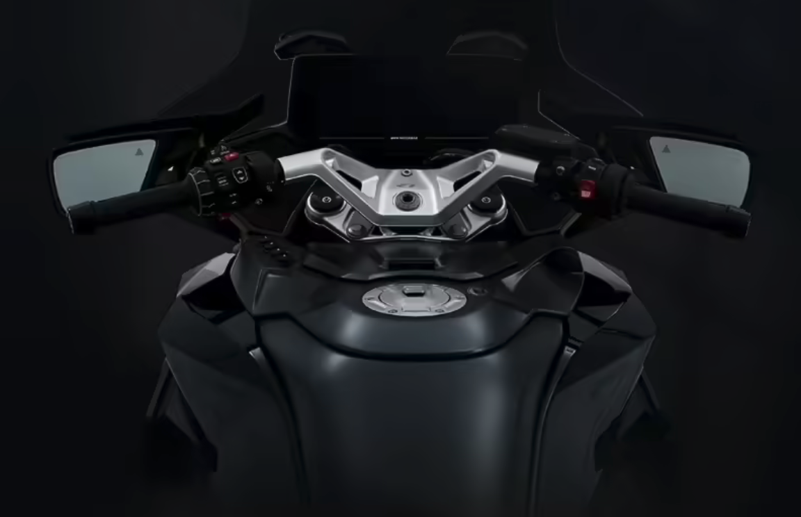 全新宝马BMW R 1300 RT正式上市 领航版售价31.99万元 科技赋能长途骑行